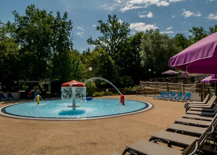 le Camping Des 3 Lacs