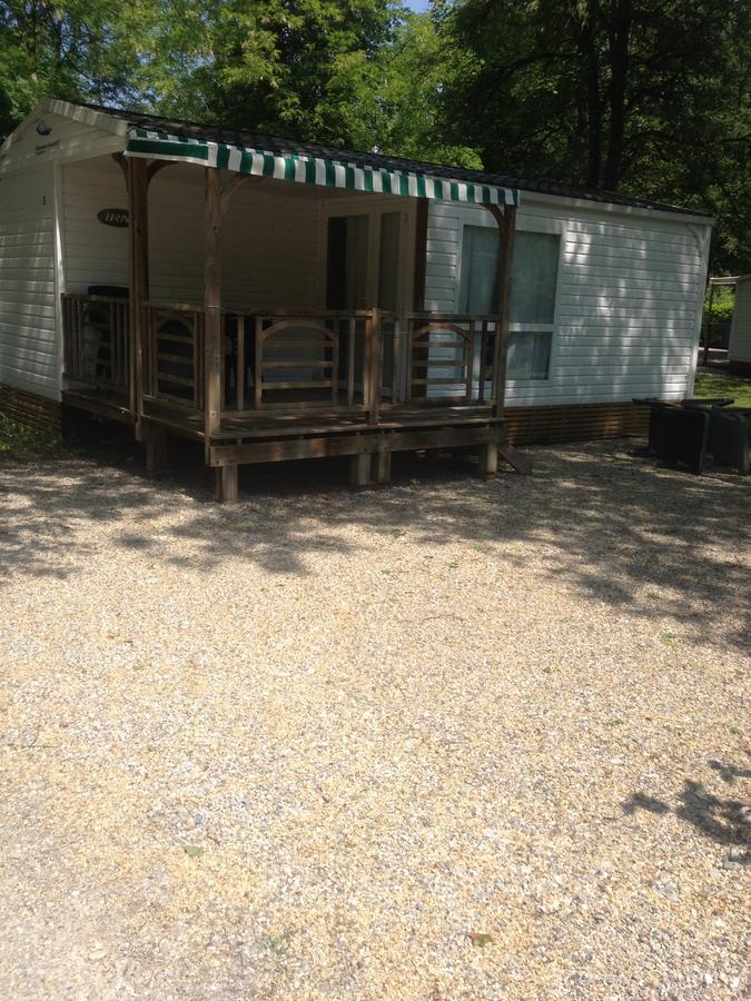 Le Des 3 Lacs Campingplatz 4*